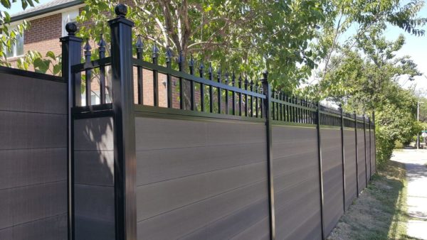 composite fencing with aluminum lattice