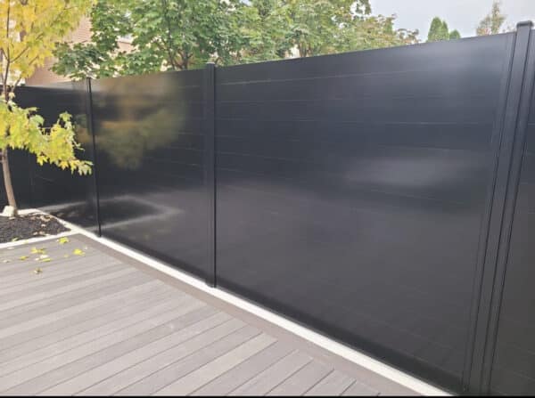 aluminum horizontal privacy fence canada