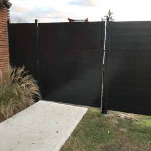 aluminum fence gate